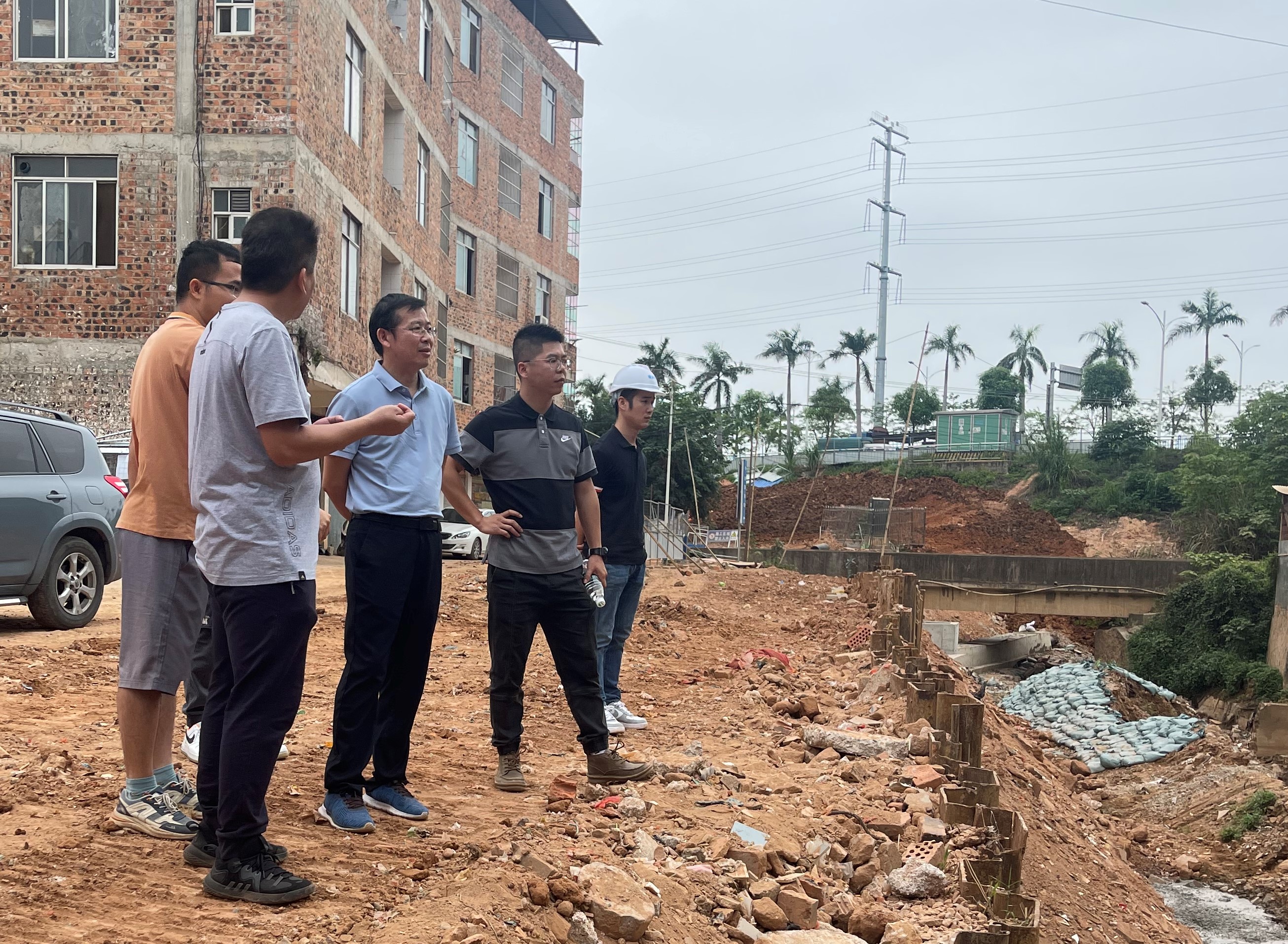 三岸排水渠溢流控制工程提前完工，每日有效截流約3000m3污水